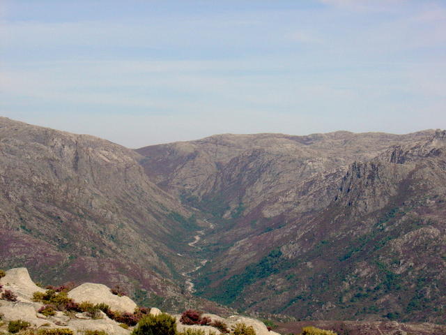 Vale glaciário do rio Homem