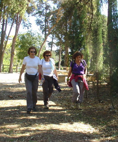 A Vice Presidente Jonas entre amigas caminheiras...