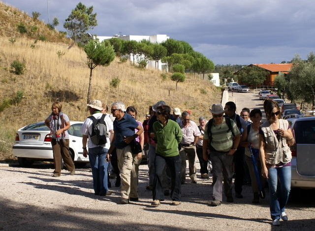 Inicio da caminhada de sábado