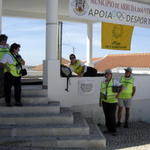 Na Carvalha, aguardando a longa coluna...