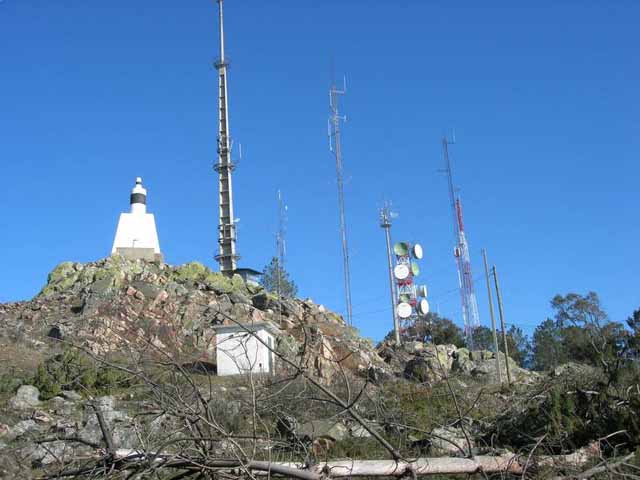 Eis o cimo da Serra de S. Mamede!