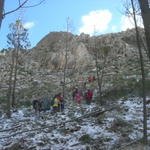Grupo de montanheiros a caminho do local da plantação
