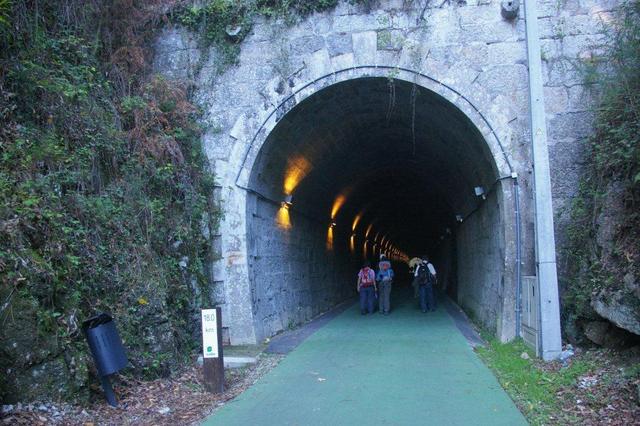 Chegados ao túnel
